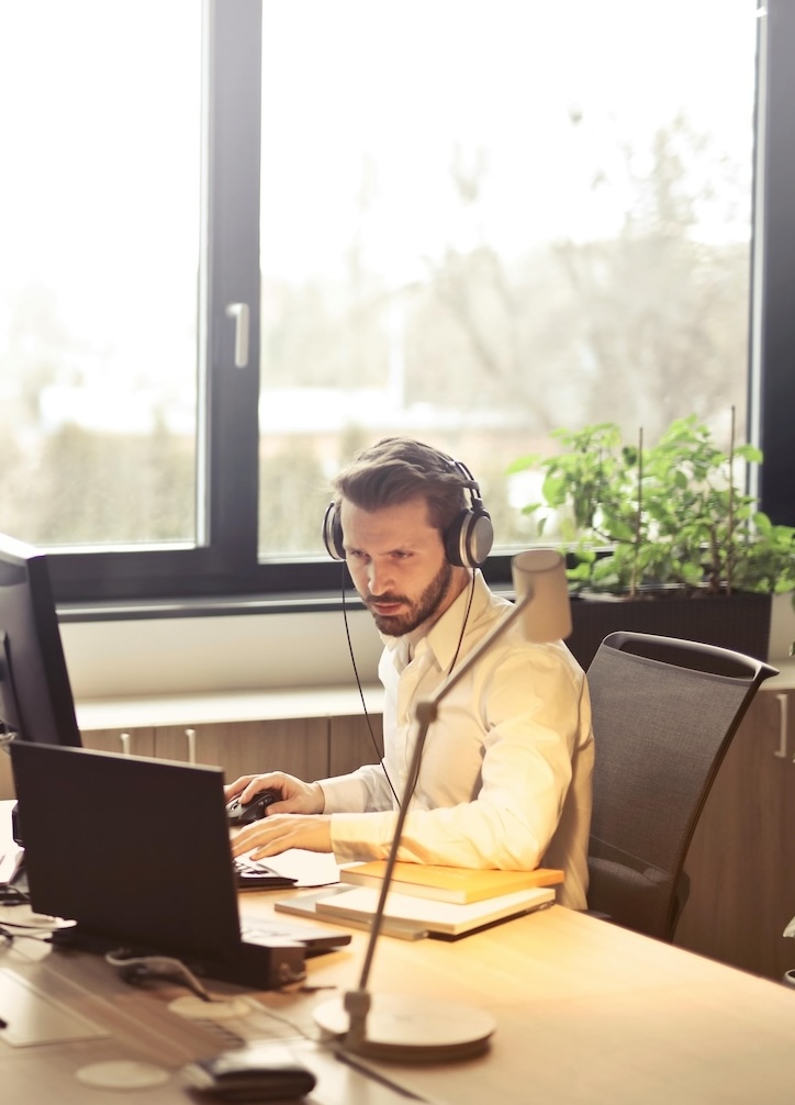 AI-Driven SMM Services 14 web design services